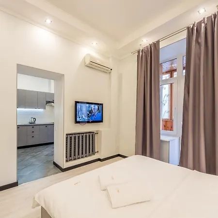 Апартаменты On Lysenka 3 Near Golden Gate Киев